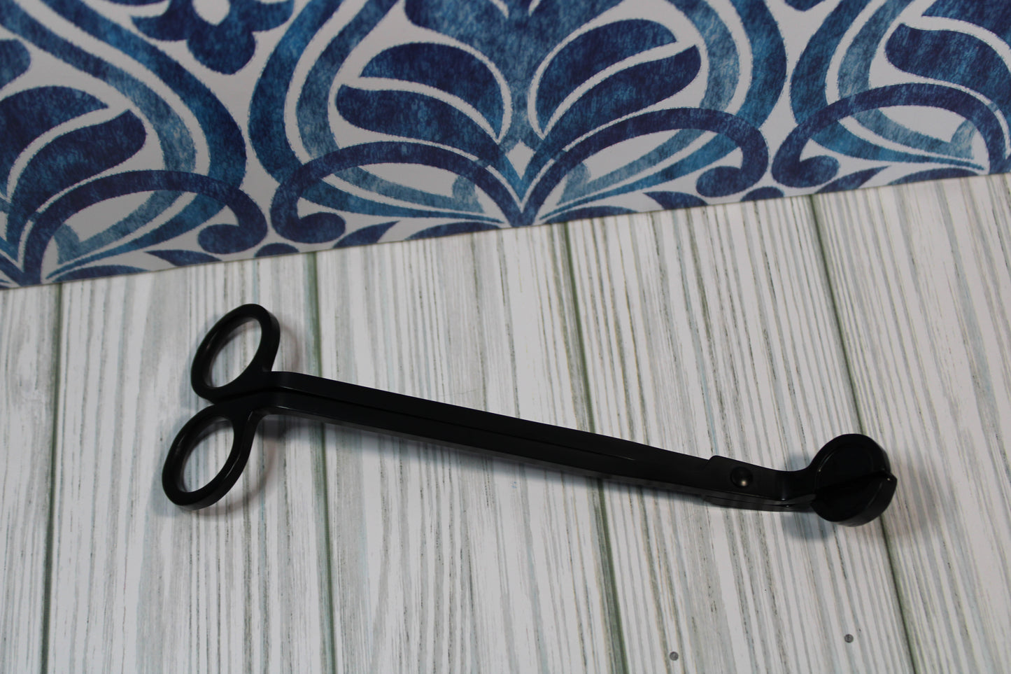 Wick trimmer
